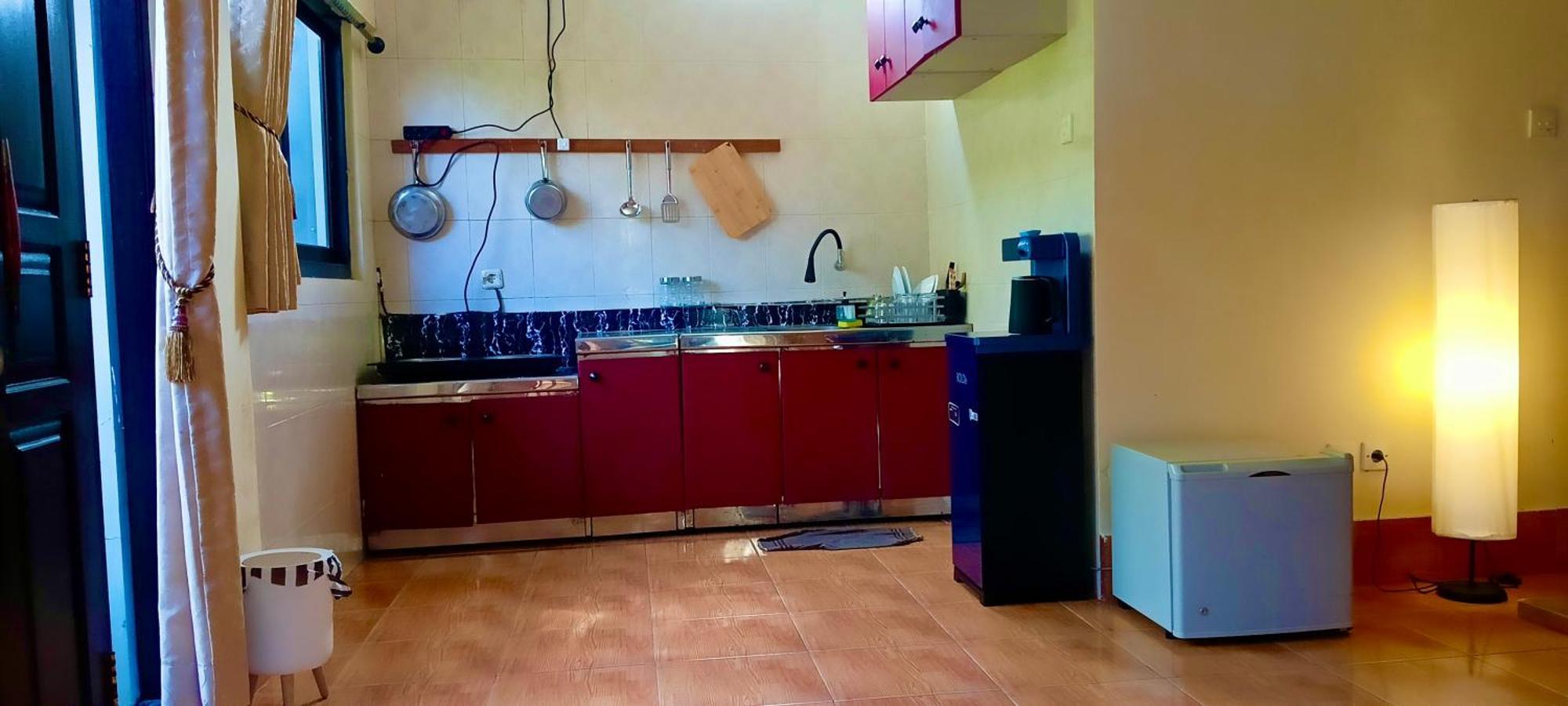 Mama Mega Homestay Pesanggaran Buitenkant foto