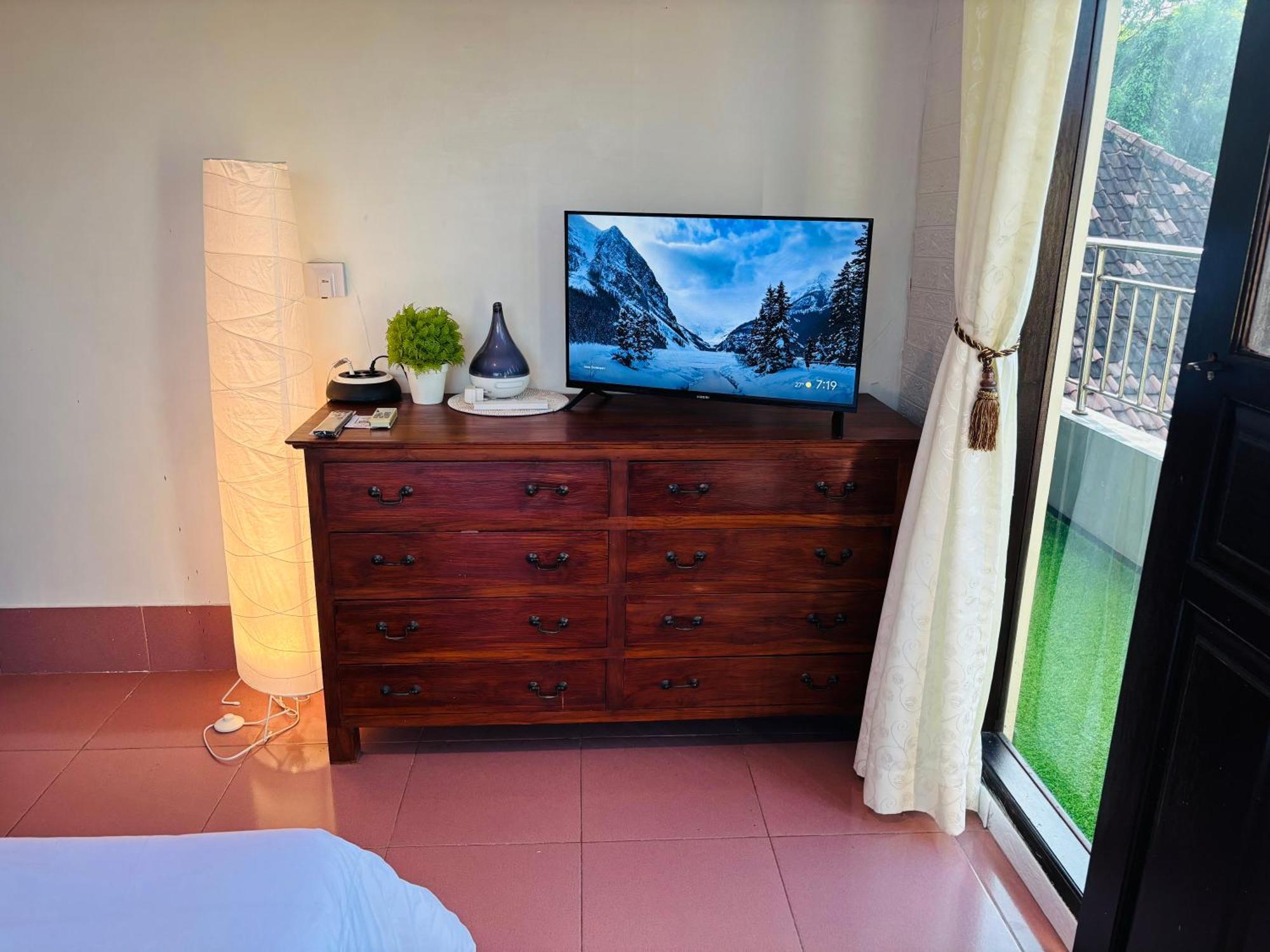 Mama Mega Homestay Pesanggaran Buitenkant foto